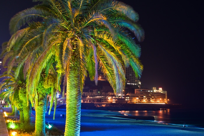 熱海ビーチの夜景